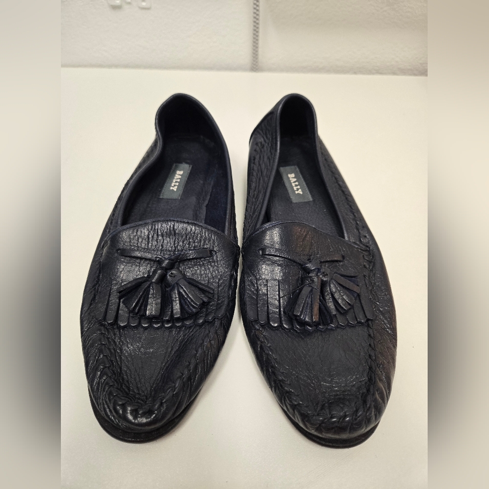 Bally Navy Pebbled Leather Tassel Loafers Italy Women’s 7.5 Classic